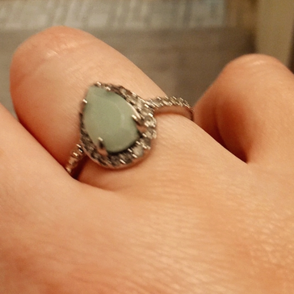 Oval silver ring with light turquoise teardrop shape gem size 7